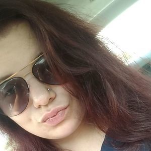 Meet your Posher, Mackenzie